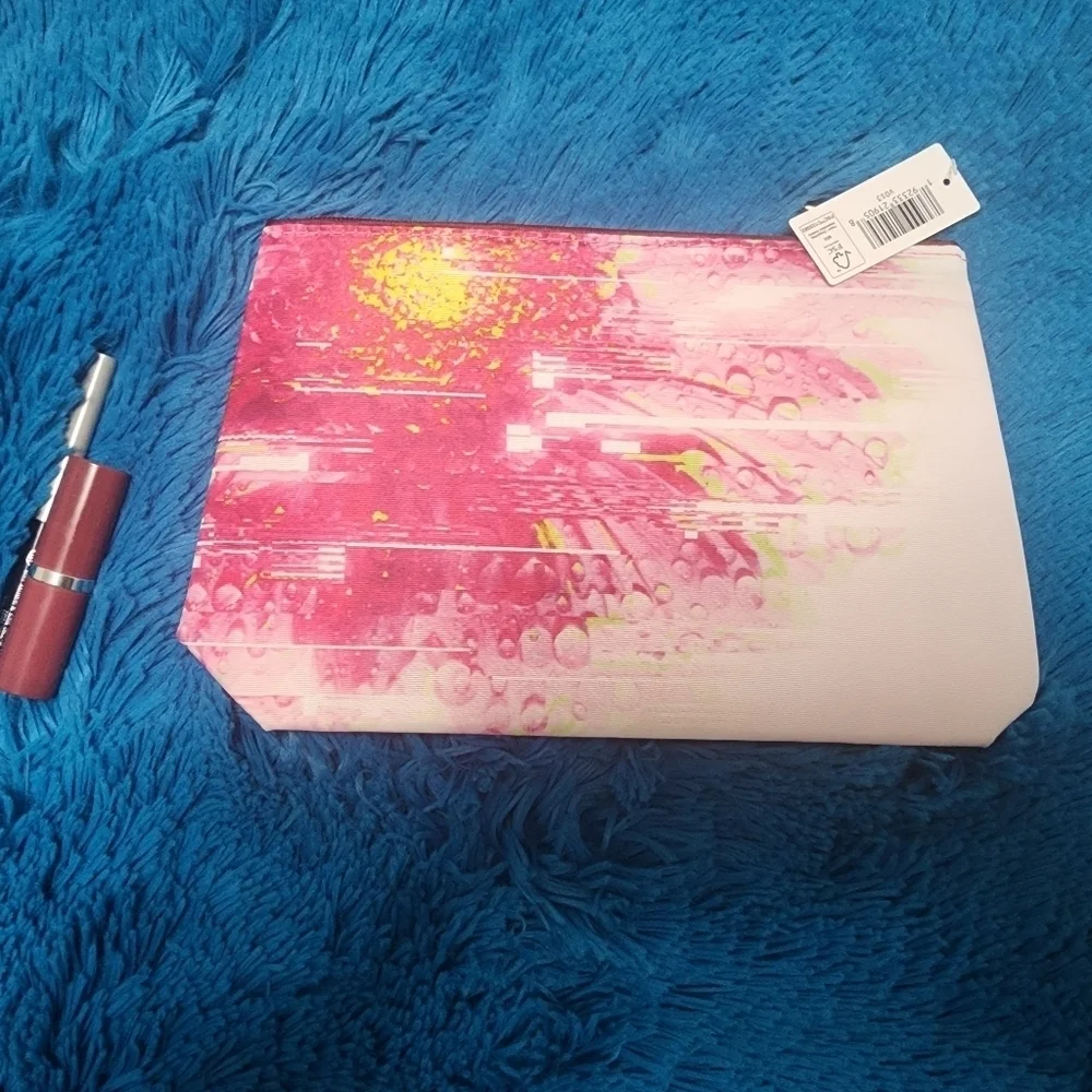 Clinique Pink Cosmetic Bag with Lipstick and Eyeliner-ALL NEW